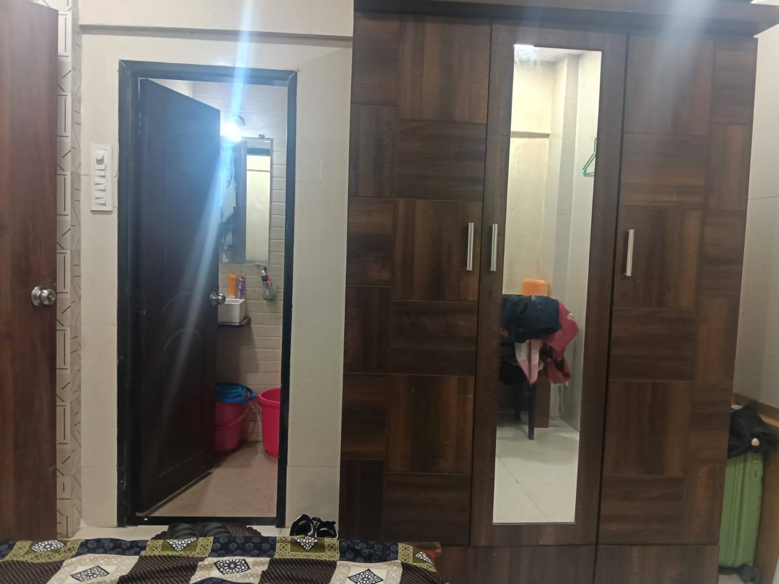 Single occupancy for male in 3BHK, Shere e Punjab Society — photo 4
