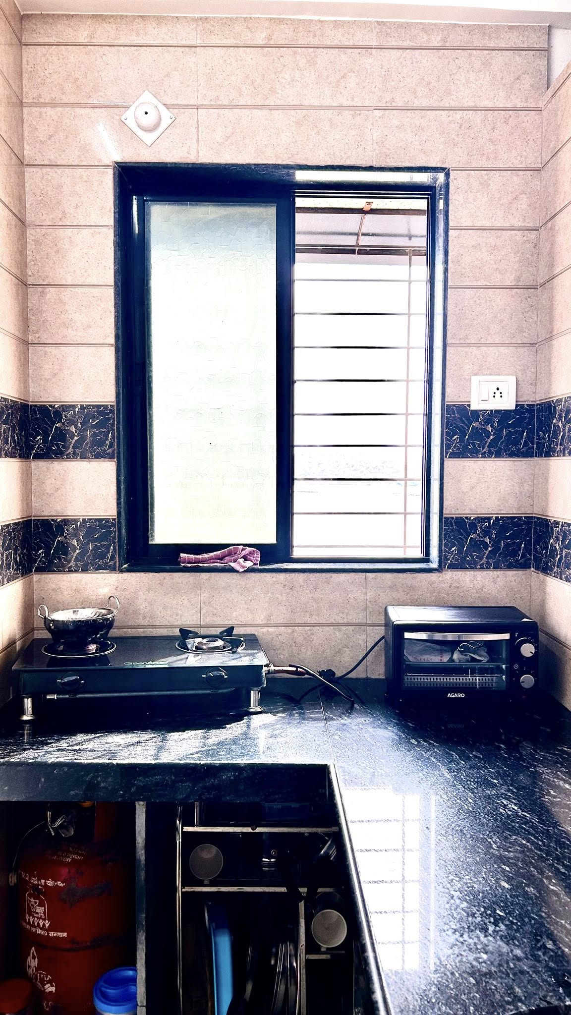 Sharing flat for girls in Andheri West — photo 4