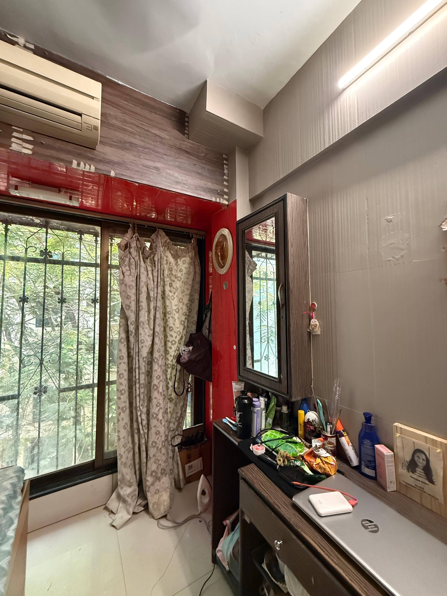Urgent: 2 Female Flatmates for Furnished 2BHK