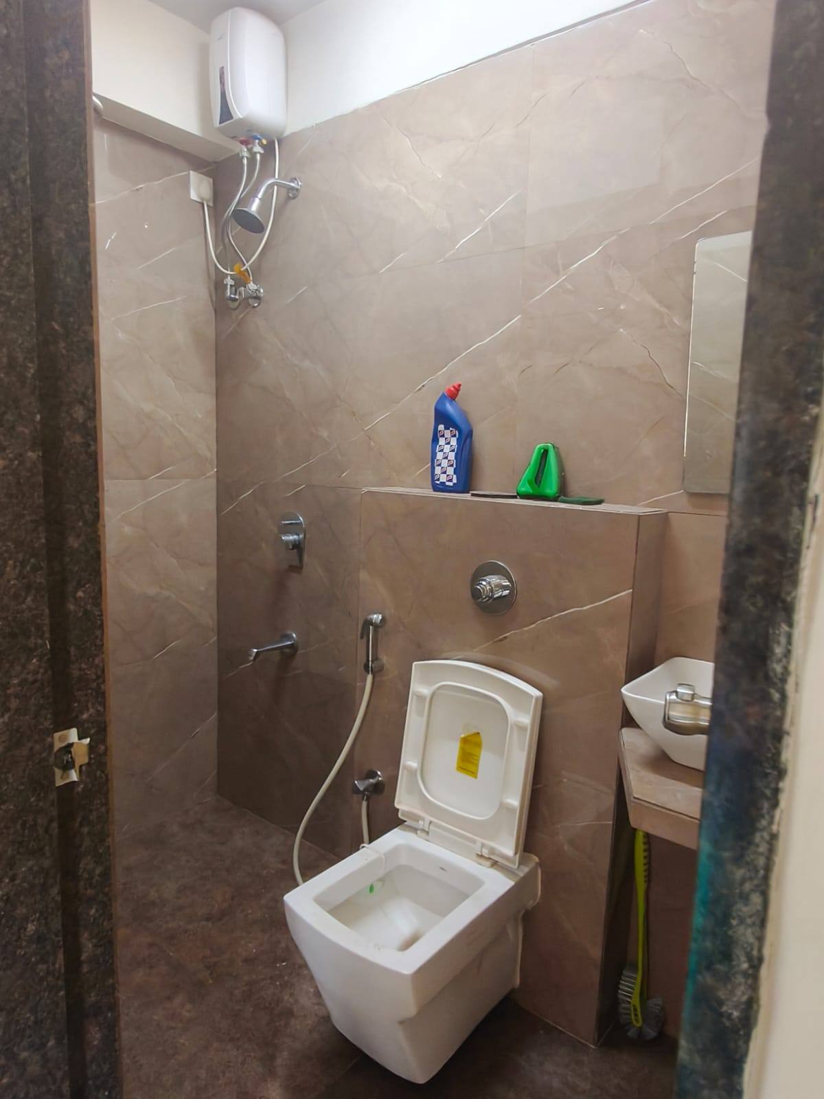 Single Occupancy Room Available in 3 BHK — photo 4