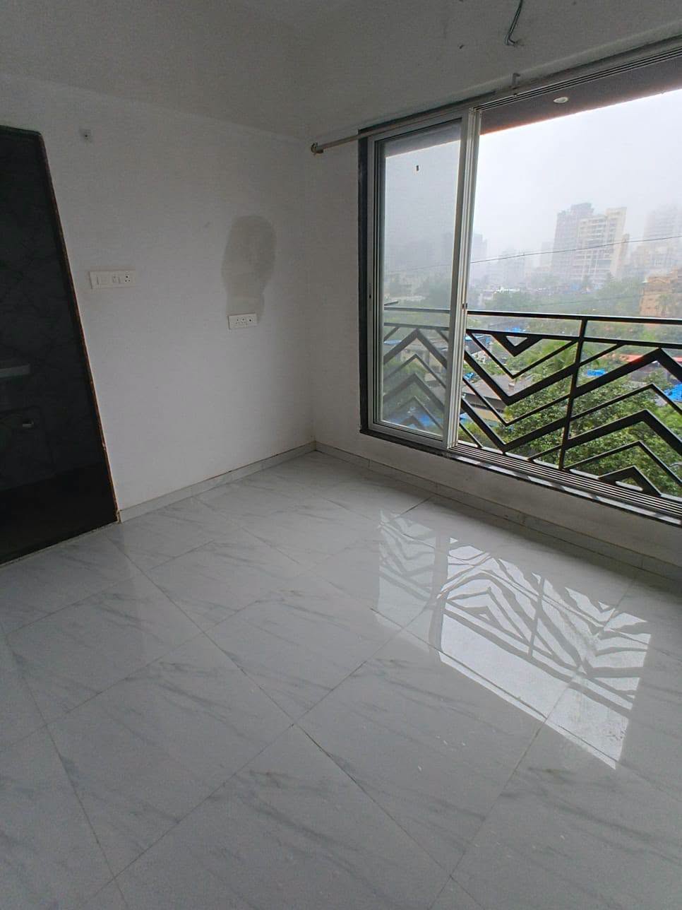 Luxury 1BHK for Rent in Malad East — photo 4