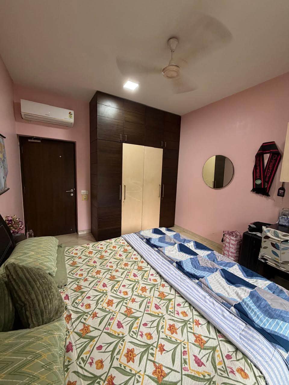 Single occupancy room for female in 2BHK, Jogeshwari East — photo 2